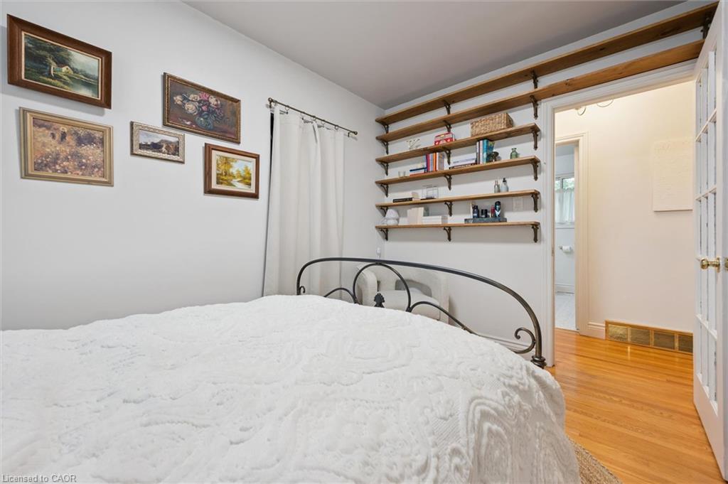 135 Bridge Street W Property Photo 19