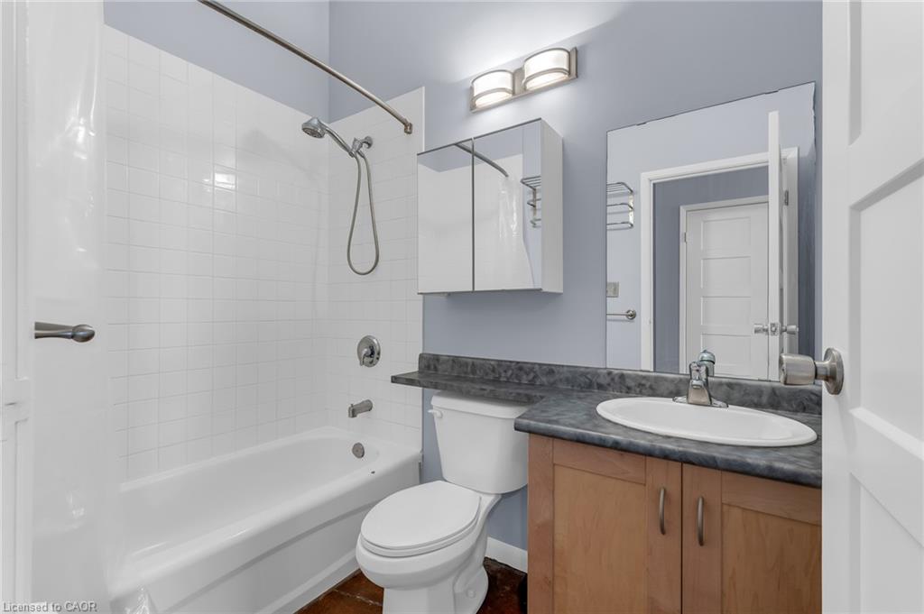 405-11 Rebecca Street Property Photo 11