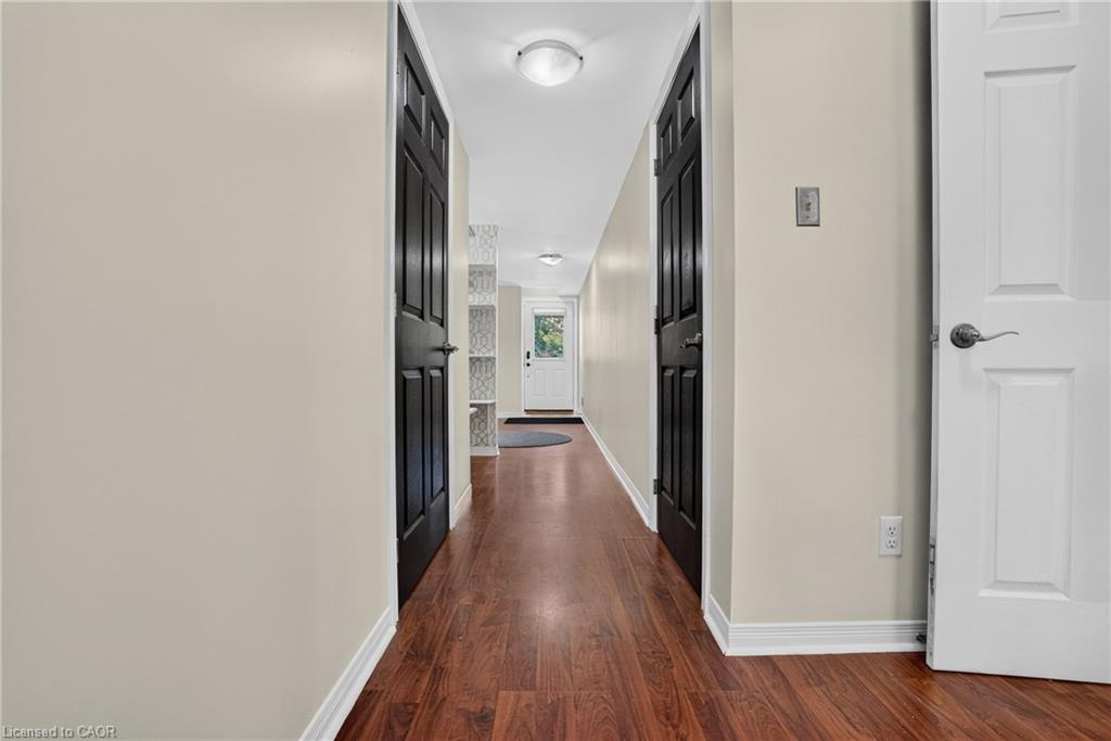 26 Huron Street Property Photo 7
