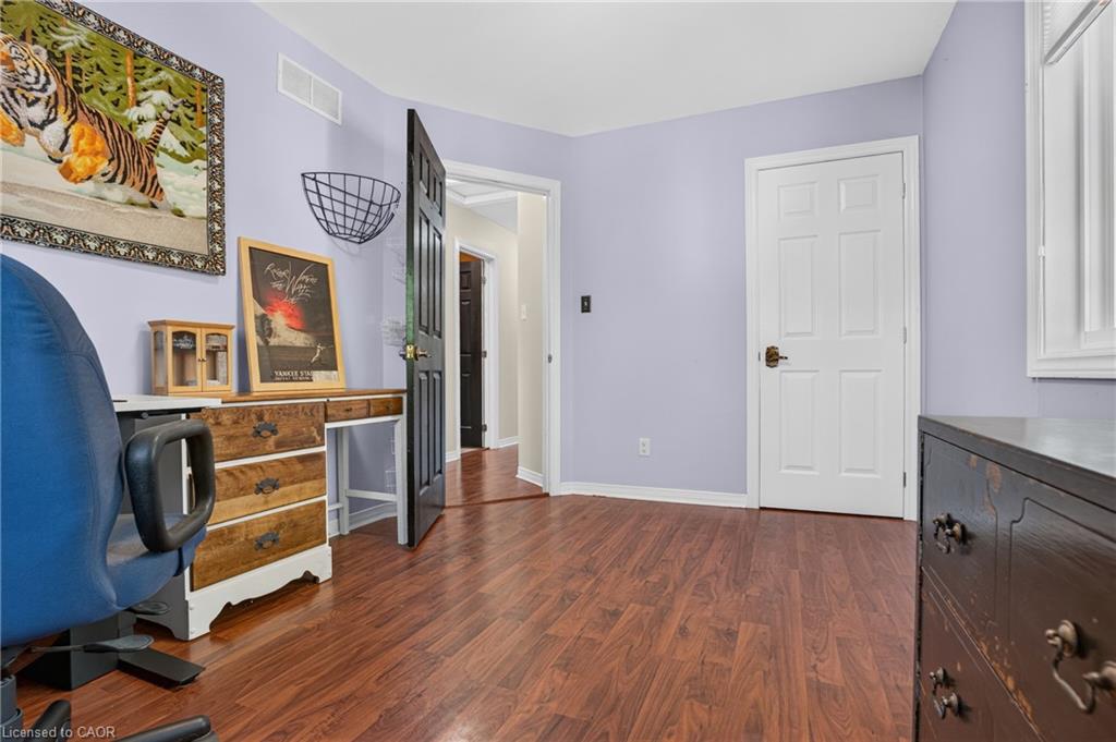 26 Huron Street Property Photo 25