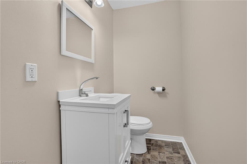 26 Huron Street Property Photo 32