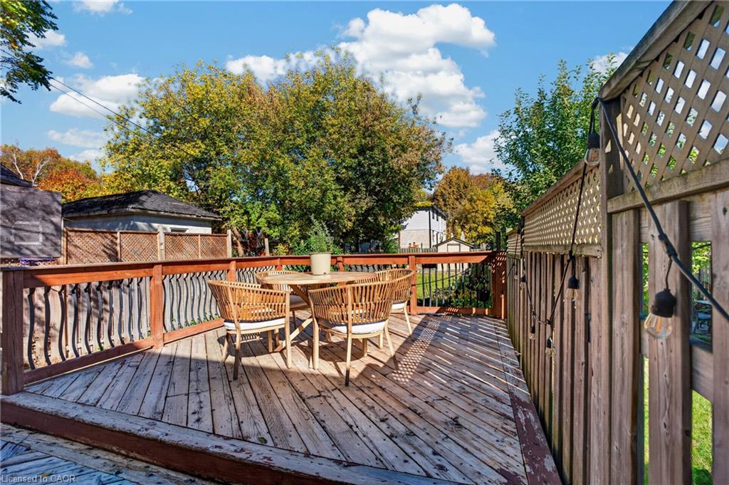 26 Huron Street Property Photo 35