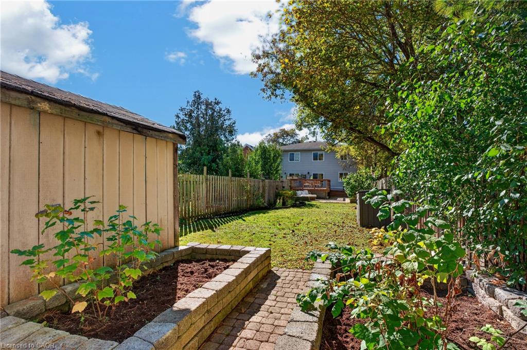 26 Huron Street Property Photo 41