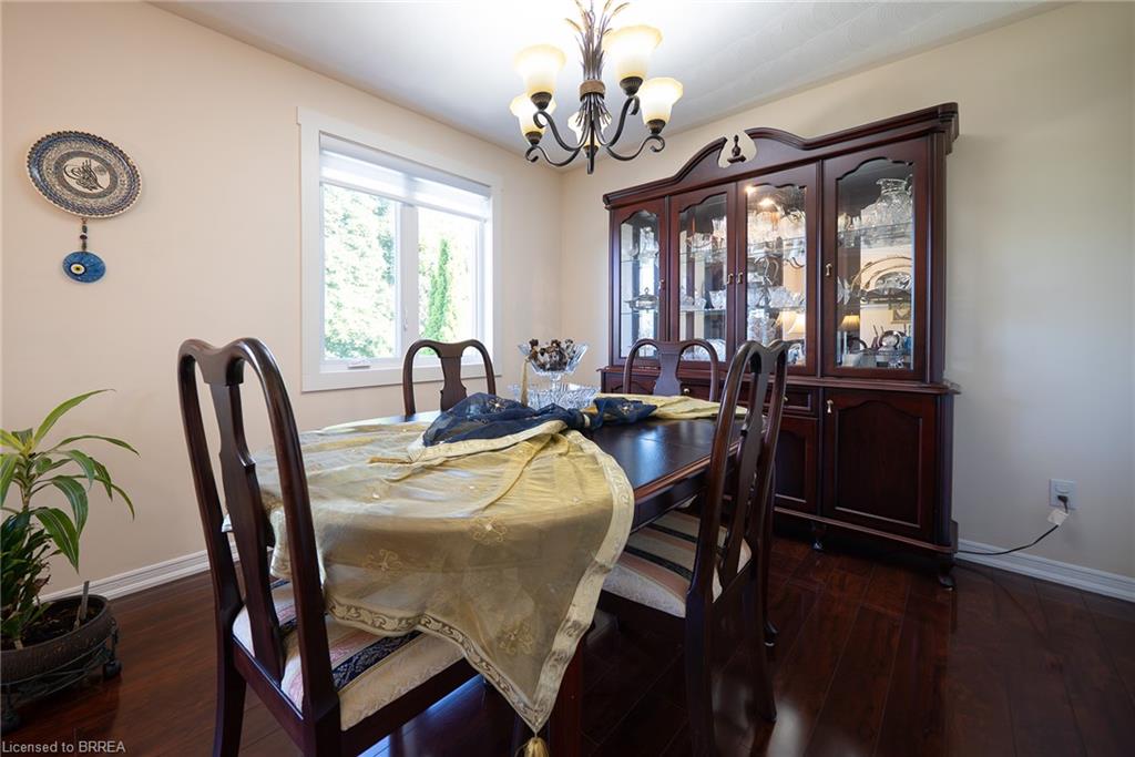 15 Fox Run Property Photo 10
