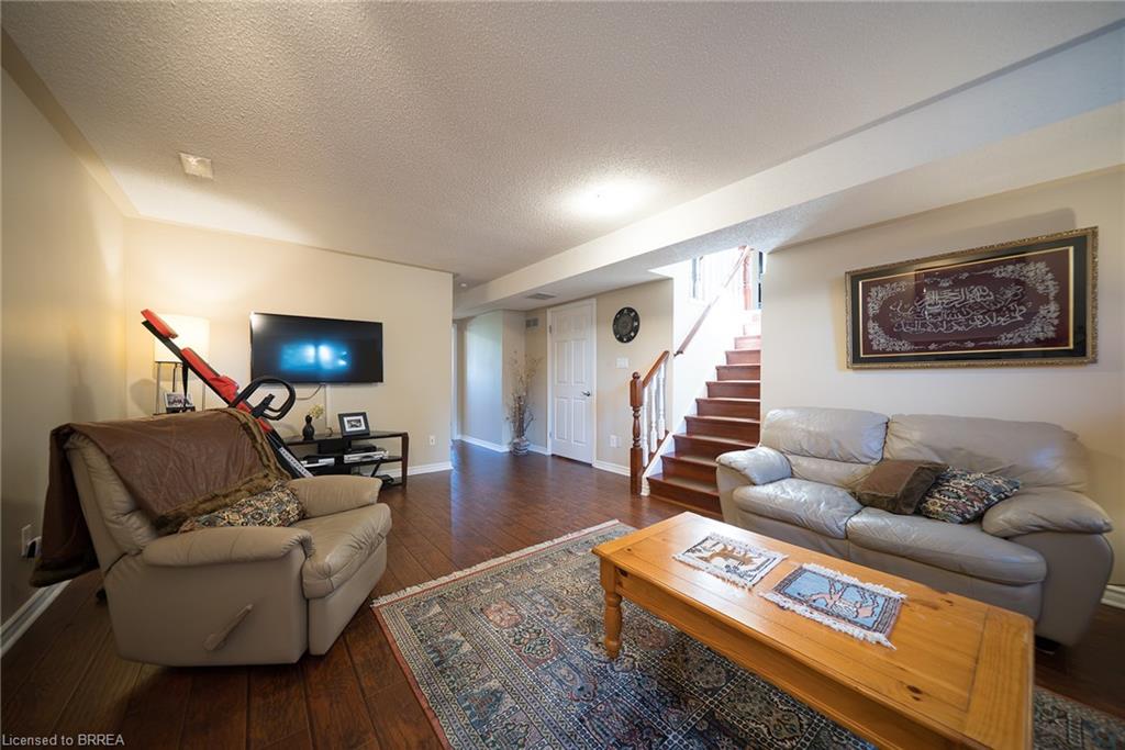 15 Fox Run Property Photo 22