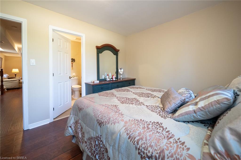 15 Fox Run Property Photo 26
