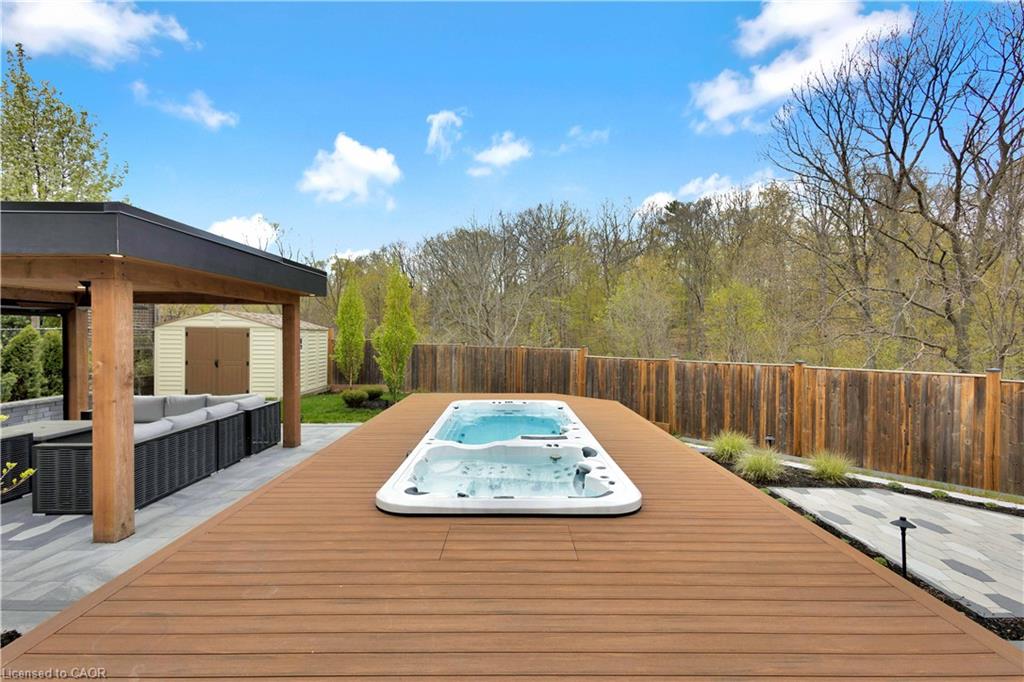 1398 Winterberry Drive Property Photo 37