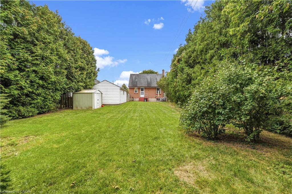 243 Jennings Crescent Property Photo 25