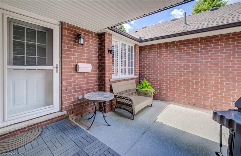 18-10 Isherwood Avenue Property Photo 2
