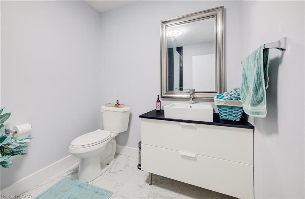 18-10 Isherwood Avenue Property Photo 24