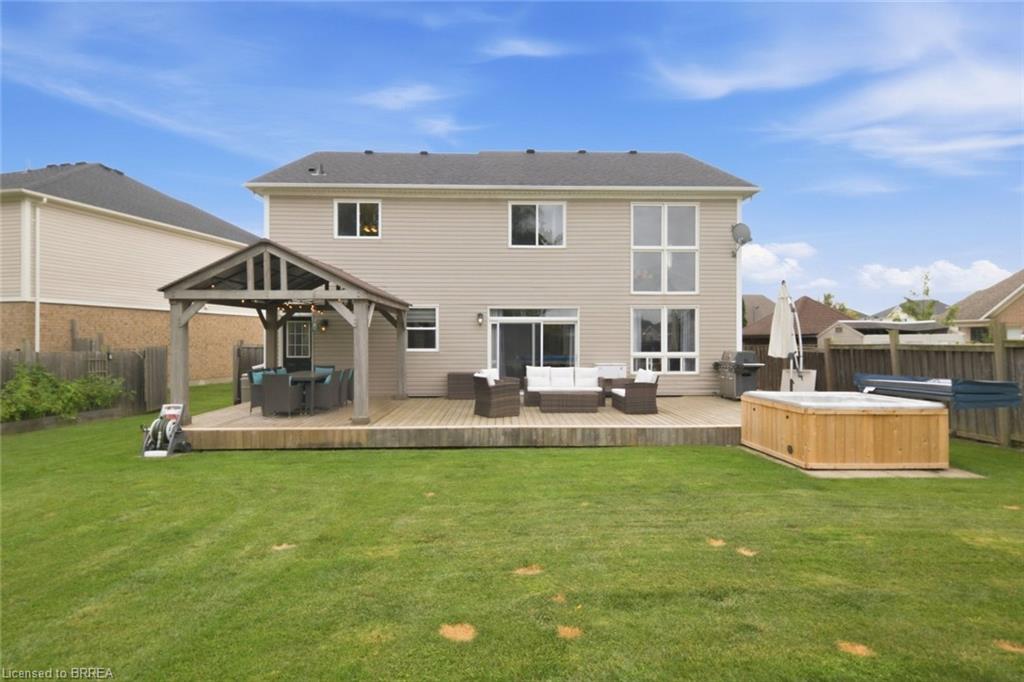 5 Hoodless Court Property Photo 28