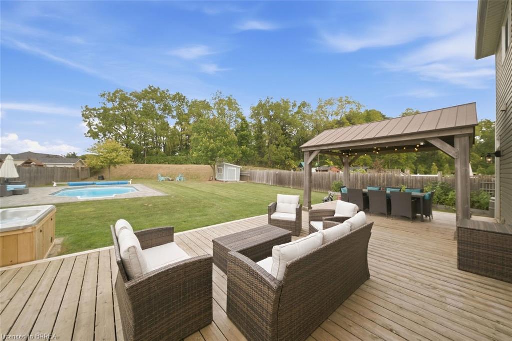 5 Hoodless Court Property Photo 31