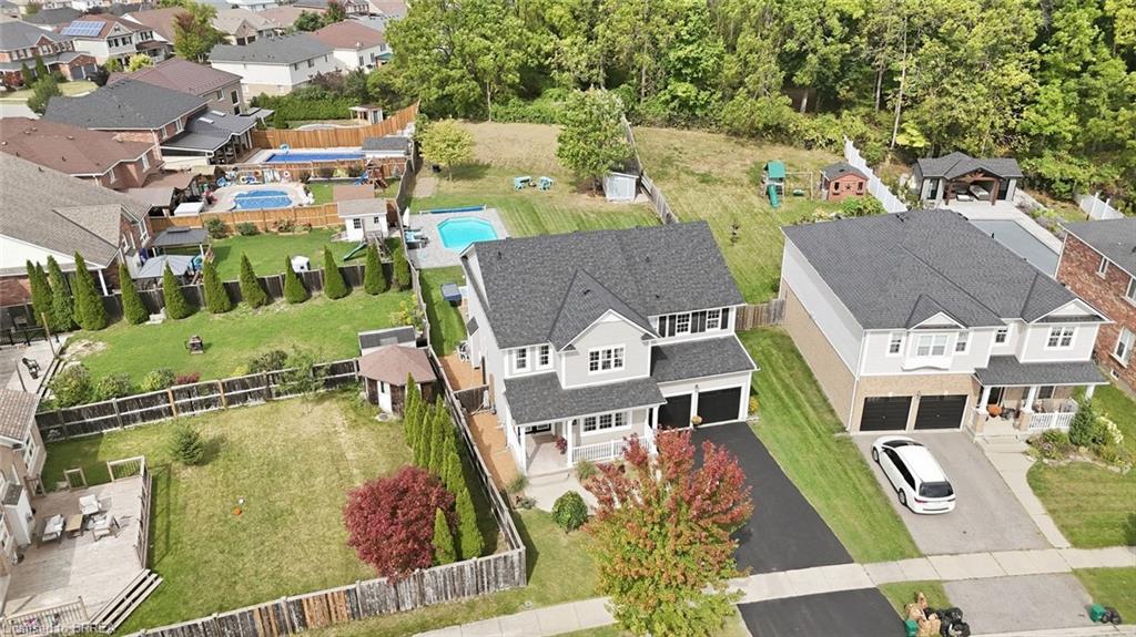 5 Hoodless Court Property Photo 40
