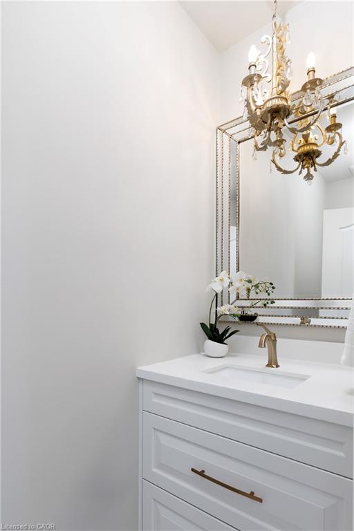 32 Parkshore Place Property Photo 15
