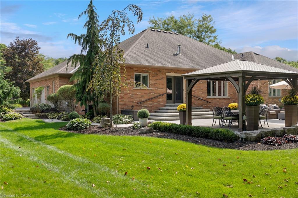 32 Parkshore Place Property Photo 35