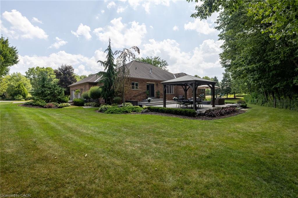 32 Parkshore Place Property Photo 40