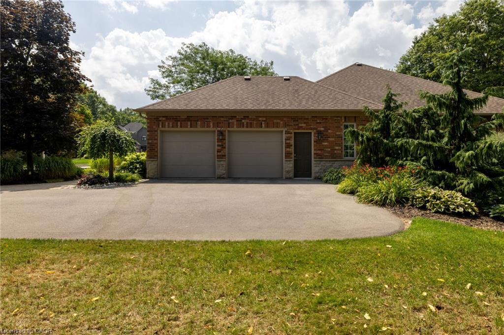 32 Parkshore Place Property Photo 41