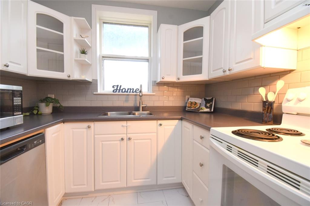 35 Tisdale Street S Property Photo 14