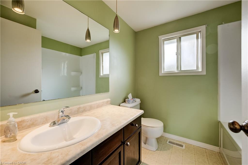 102 Bloomingdale Road N Property Photo 19