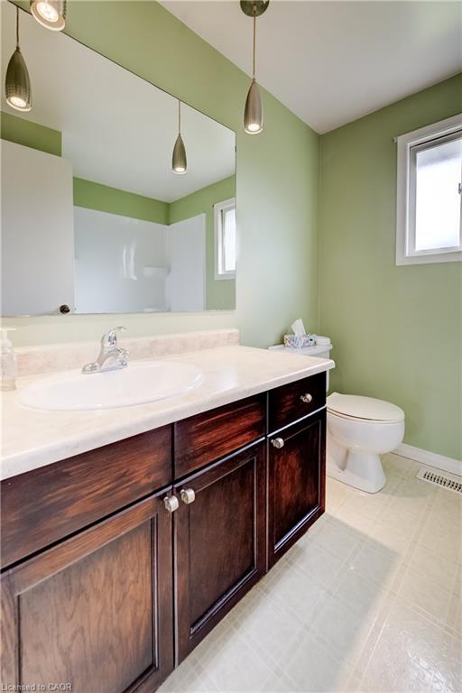 102 Bloomingdale Road N Property Photo 20