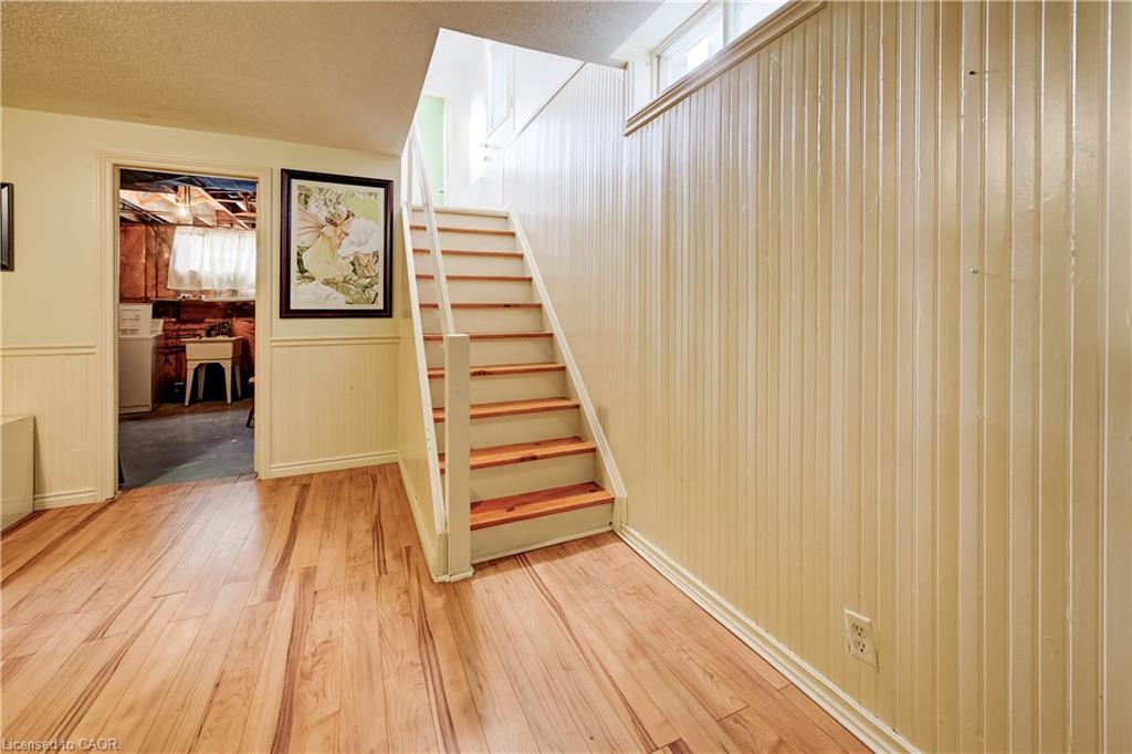 102 Bloomingdale Road N Property Photo 22