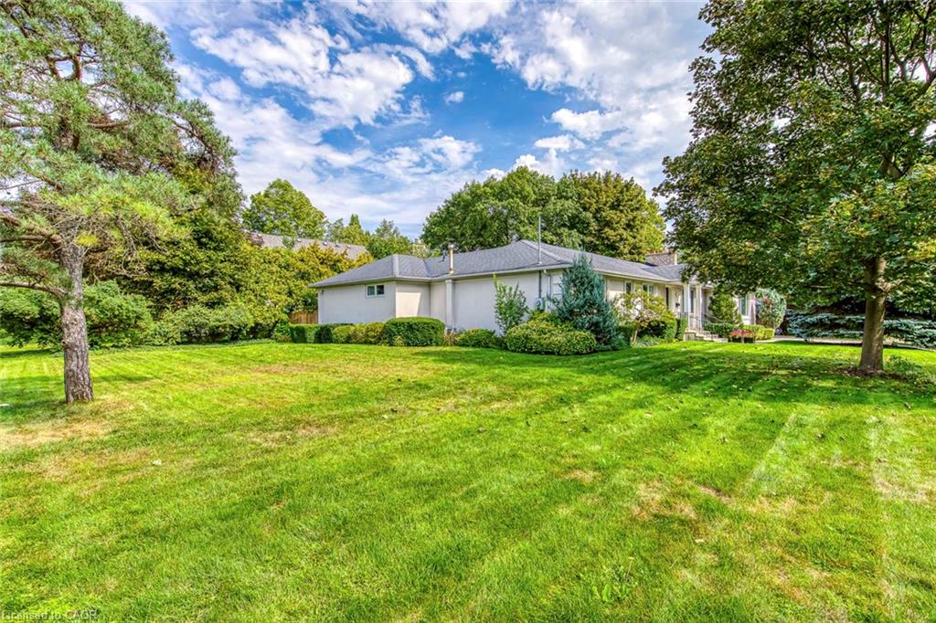 281 Pinehurst Drive Property Photo 2