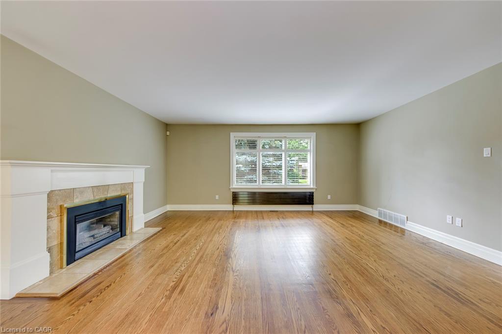 281 Pinehurst Drive Property Photo 7