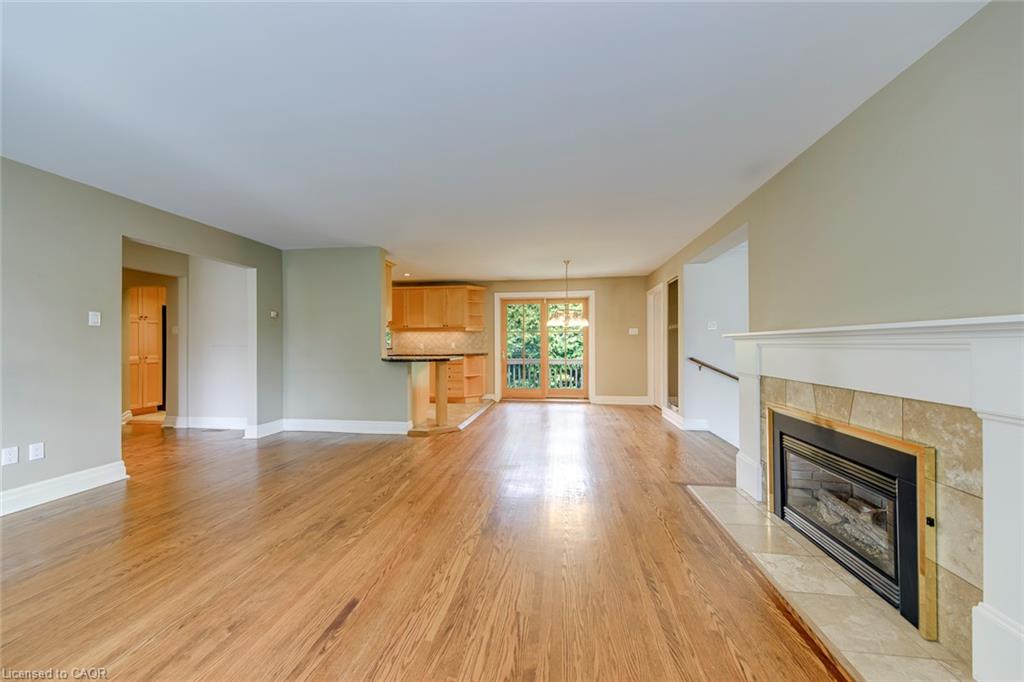 281 Pinehurst Drive Property Photo 8