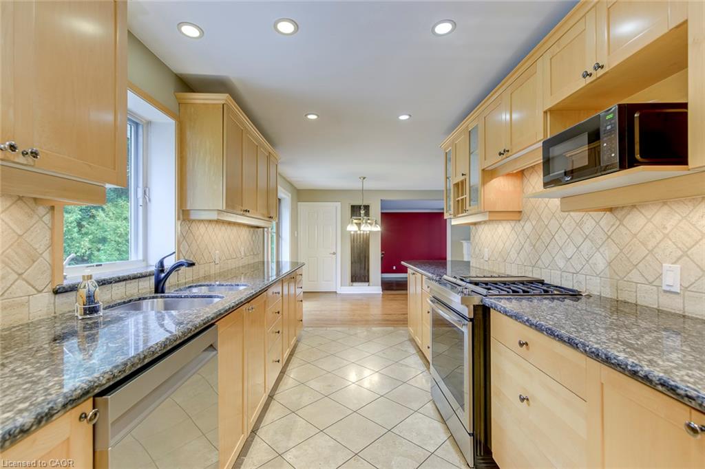 281 Pinehurst Drive Property Photo 13
