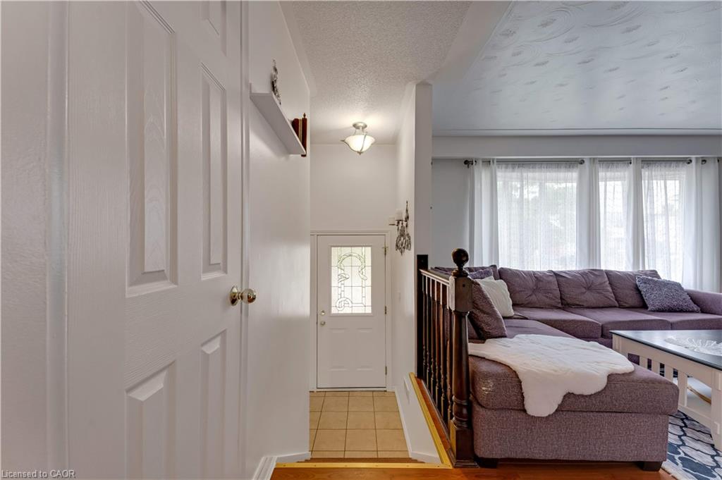 49 Carnaby Crescent Property Photo 4