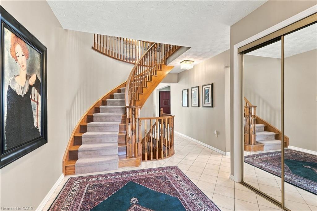 7 Argon Court Property Photo 8