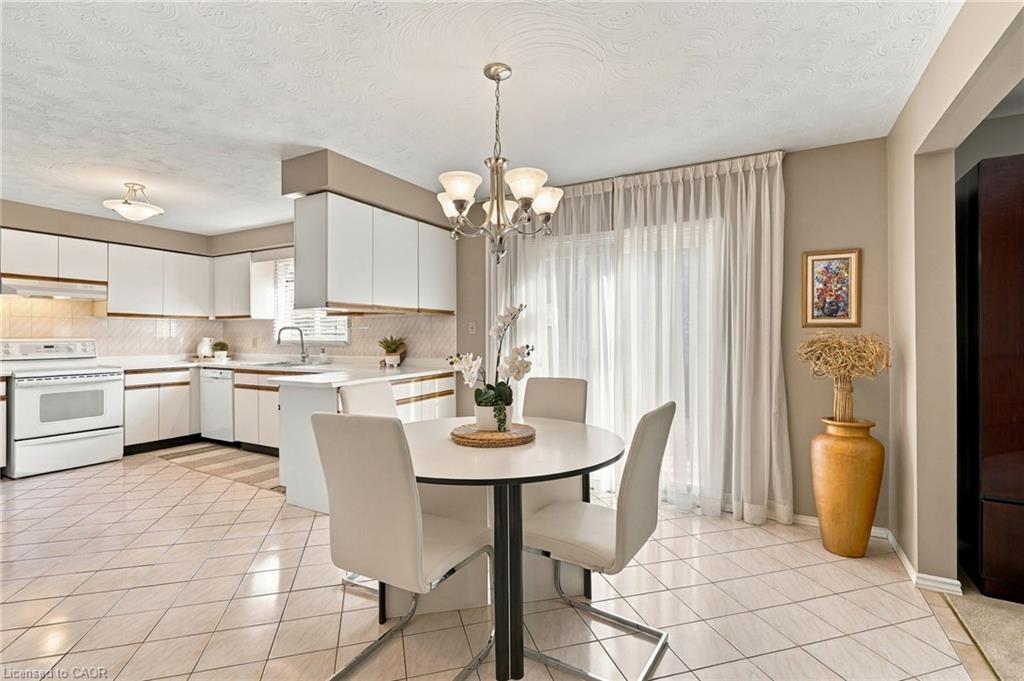 7 Argon Court Property Photo 18