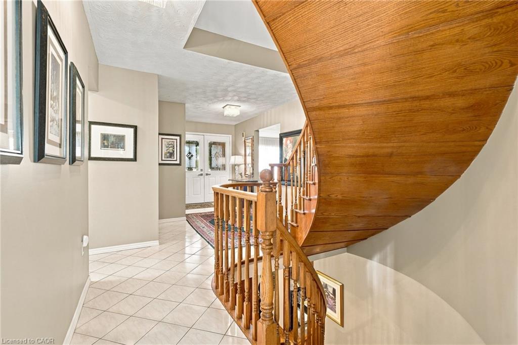 7 Argon Court Property Photo 23