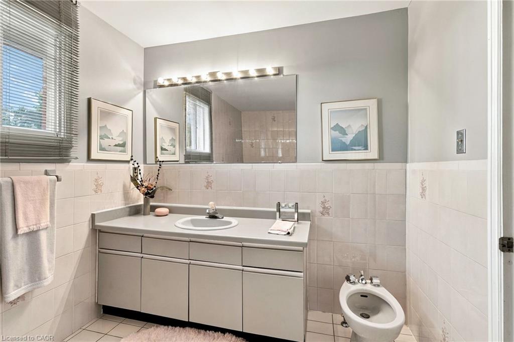 7 Argon Court Property Photo 31