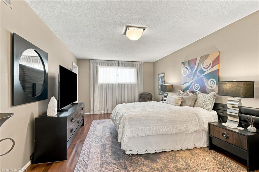 7 Argon Court Property Photo 34