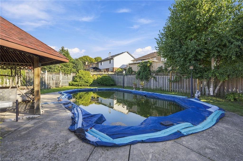 7 Argon Court Property Photo 46