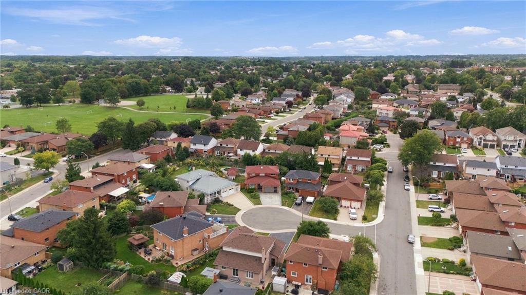7 Argon Court Property Photo 49