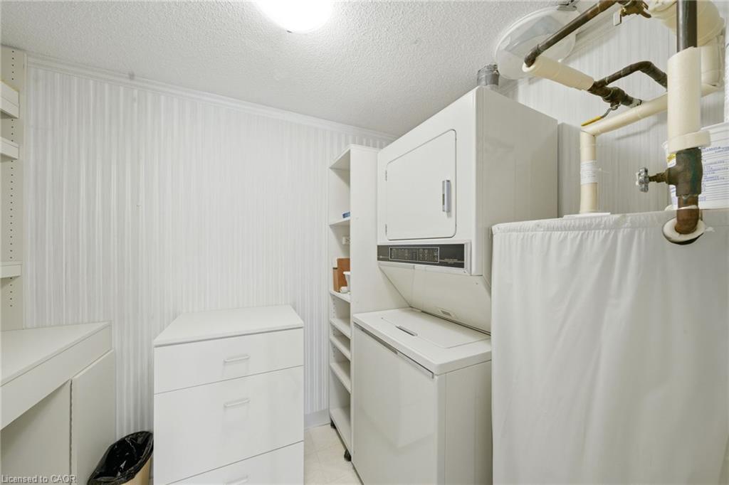 303-416 Limeridge Road E Property Photo 19
