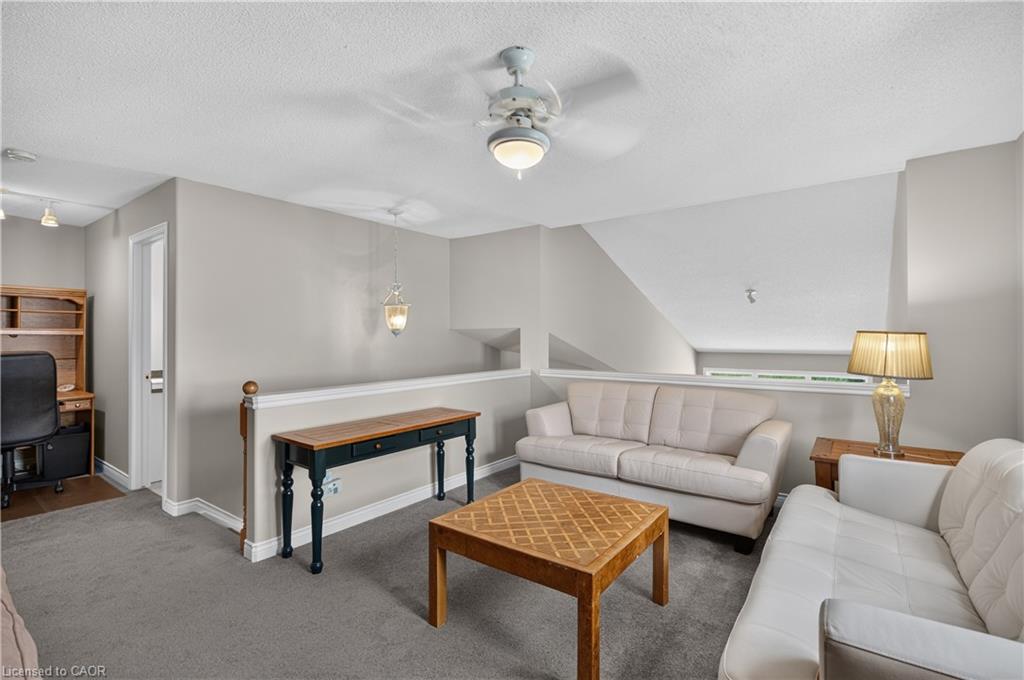 2-581 Dynes Road Property Photo 29
