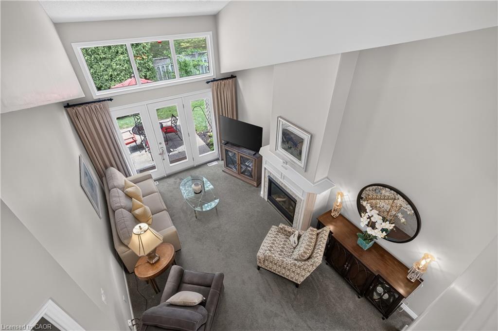 2-581 Dynes Road Property Photo 30