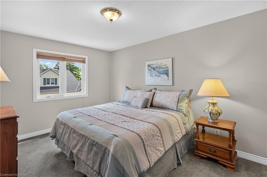 2-581 Dynes Road Property Photo 34