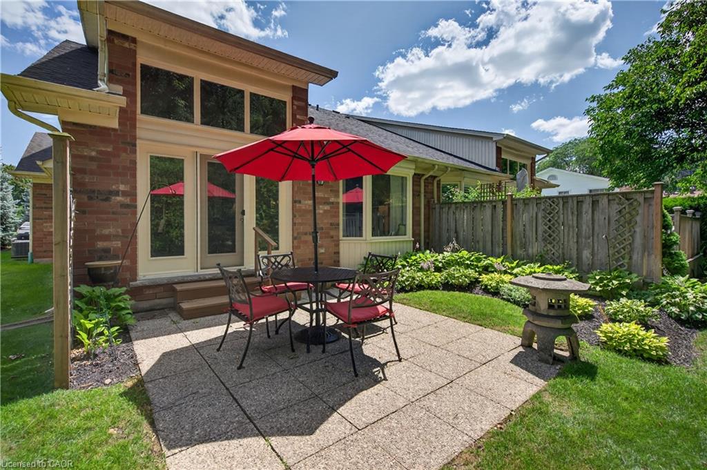 2-581 Dynes Road Property Photo 41