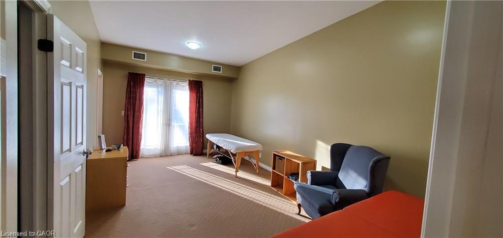 1615 Highland Road W Property Photo 13