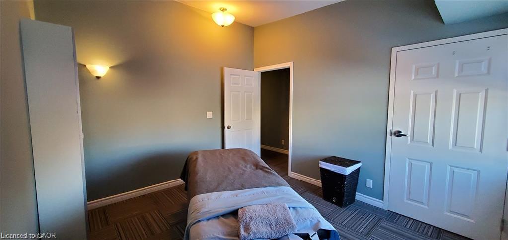 1615 Highland Road W Property Photo 17