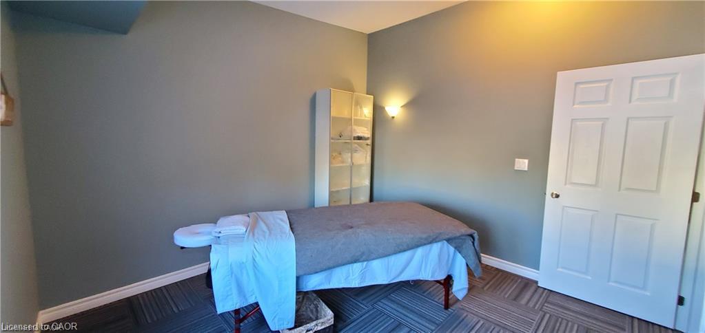 1615 Highland Road W Property Photo 20