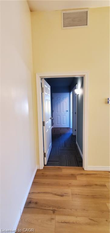 1615 Highland Road W Property Photo 21