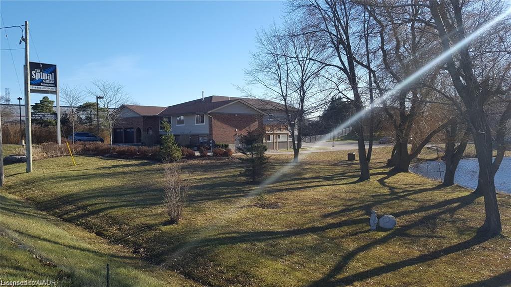 1615 Highland Road W Property Photo 23