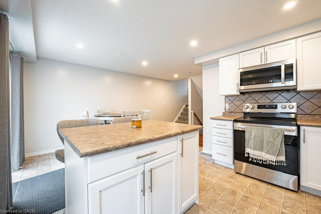 41 Madeleine Street Property Photo 9
