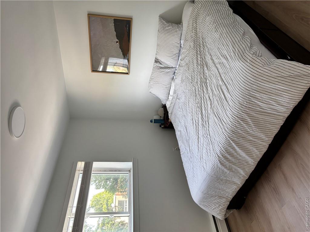 4-2160 Ghent Avenue Property Photo 7