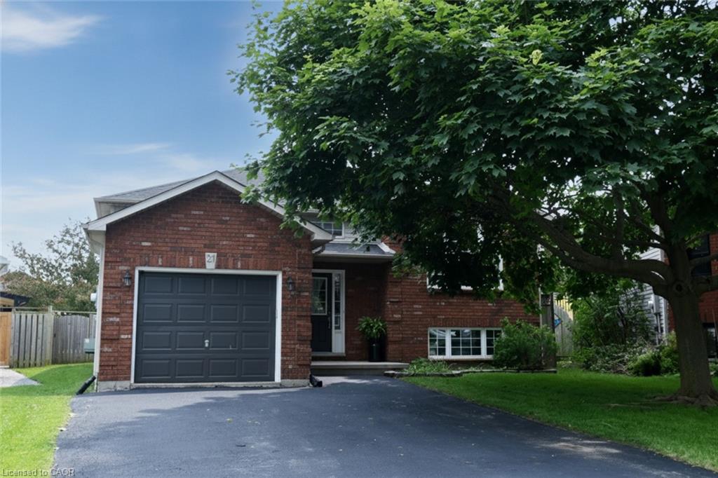 21 Glengary Crescent Property Photo 1